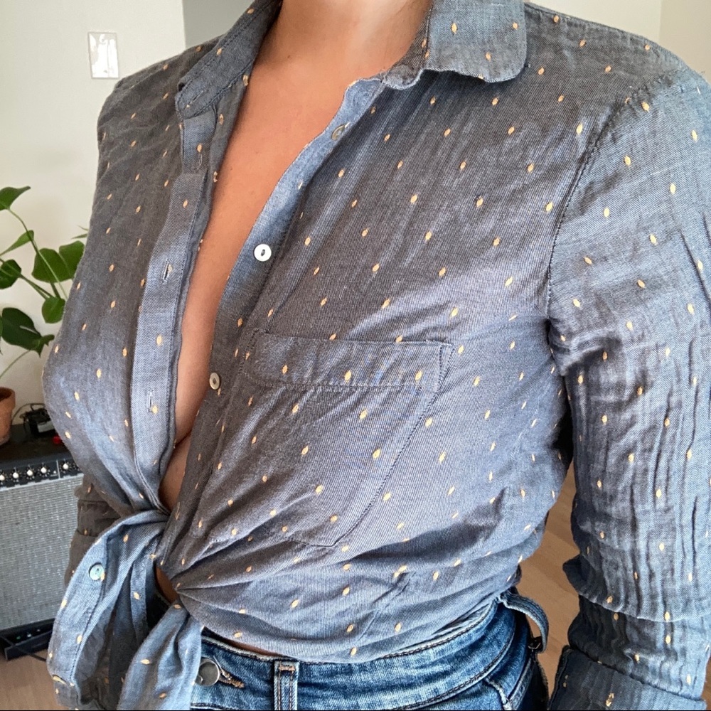 Women’s Lightweight Blue Button Up
